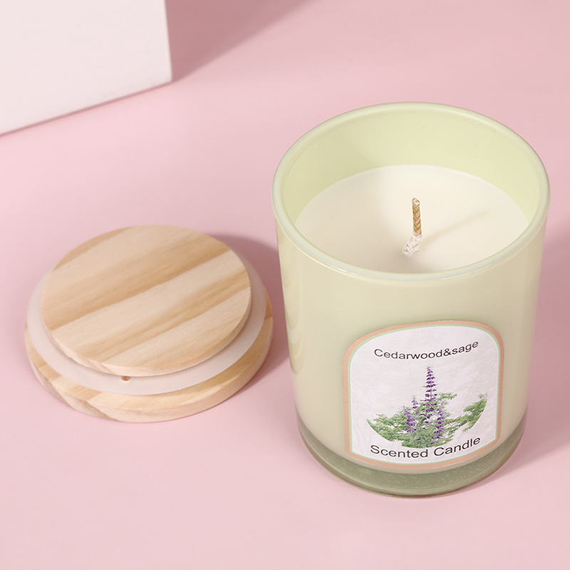 شمعة معطرة بغطاء خشبي وزجاج مل - مراجعة Candle Fragrance وسعره
