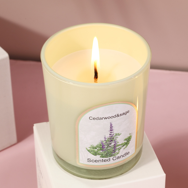 شمعة معطرة بغطاء خشبي وزجاج مل - مراجعة Candle Fragrance وسعره
